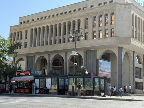 Объявление №6509294 - Баку, м. Элмляр Академиясы, 140 м²