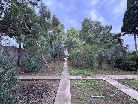 Mərdəkanda 10 otaqlı həyət evi satılır, 1 000 m², 1 600 000 AZN, şəkil 5 / 12