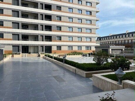 3-комнатная квартира, 110 м², Hünər Qüllələri, 2 500 AZN