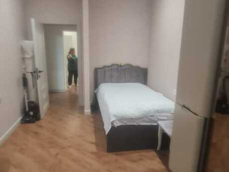 28 Mayda 3 otaqlı yeni tikili mənzil kirayə verilir, 130 m², 1 800 AZN/ay, şəkil 5 / 9