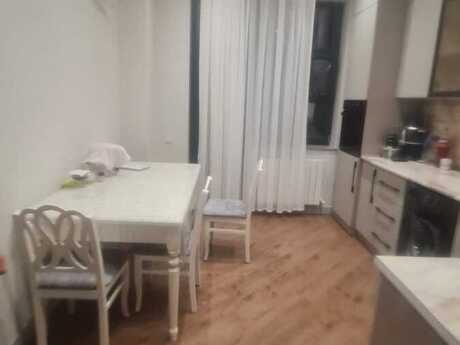 28 Mayda 3 otaqlı yeni tikili mənzil kirayə verilir, 130 m², 1 800 AZN/ay, şəkil 2 / 9