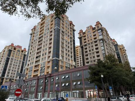 2 otaq · 70 m² · 11/17 mərtəbə, 28 May