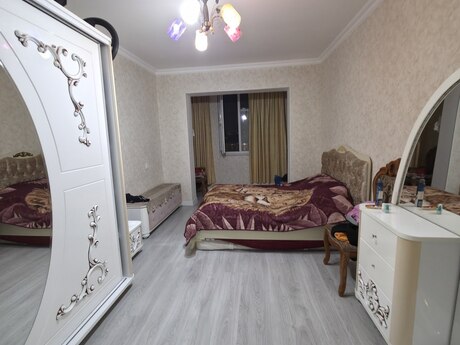 Bakıxanovda 4 otaqlı köhnə tikili mənzil satılır, 100 m², 260 000 AZN, şəkil 3 / 12