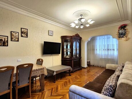 3 rooms · 85 m²