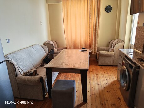 1-room new-build apartment for rent in Əhmədli, 60 m², 400 AZN/mo, photo 2 / 11