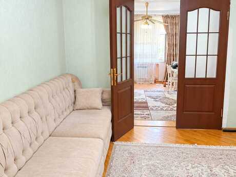 Elmlər Akademiyasında 3 otaqlı köhnə tikili mənzil kirayə verilir, 60 m², 750 AZN/ay, şəkil 2 / 8