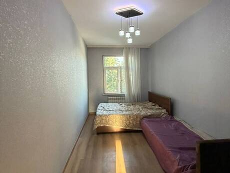 Memar Əcəmidə 2 otaqlı köhnə tikili mənzil satılır, 55 m², 142 000 AZN, şəkil 4 / 11