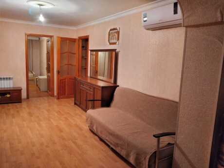 İnşaatçılarda 2 otaqlı köhnə tikili mənzil kirayə verilir, 60 m², 600 AZN/ay, şəkil 2 / 11