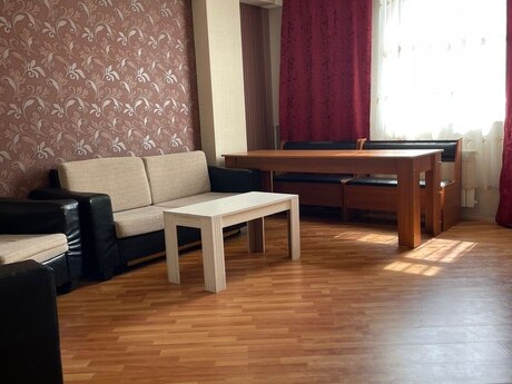 Qurtuluş 93 kompleksində 2 otaqlı yeni tikili mənzil satılır, 75 m², 90 000 AZN, şəkil 3 / 7