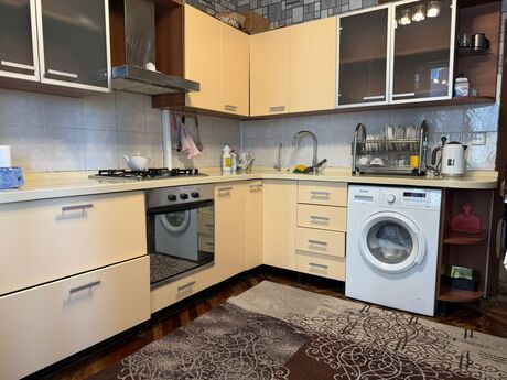 Elan №6534458 - Bakı, Elmlər Akademiyası m., 3 otaqlı, 80 m², 5/9 mərtəbə
