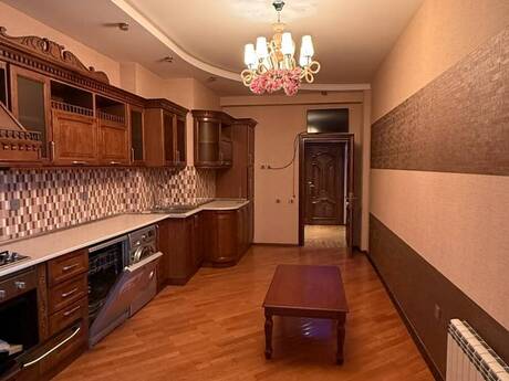 4-room new-build apartment for sale in 8 Noyabr, 171 m², 447 000 AZN, photo 4 / 12