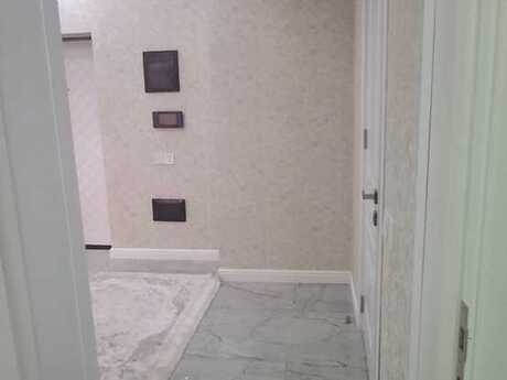 Продаётся 2-комнатная квартира в новостройке, Memar Əcəmi, 65 м², 170 000 AZN, фото 3 / 9