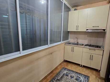 Yeni Yasamalda 4 otaqlı köhnə tikili mənzil kirayə verilir, 160 m², 990 AZN/ay, şəkil 5 / 12
