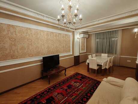 Səbaildə 3 otaqlı yeni tikili mənzil satılır, 135 m², 295 000 AZN, şəkil 3 / 12
