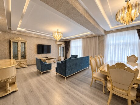 3 rooms · 192 m² · floor 4/7, Ağ şəhər