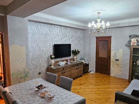 Qurtuluş 93 kompleksində 3 otaqlı yeni tikili mənzil satılır, 59 m², 85 000 AZN, şəkil 3 / 11