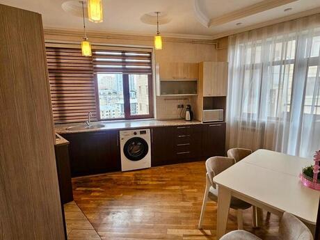 2-room new-build apartment for rent in Elmlər Akademiyası, 84 m², 899 AZN/mo, photo 5 / 12