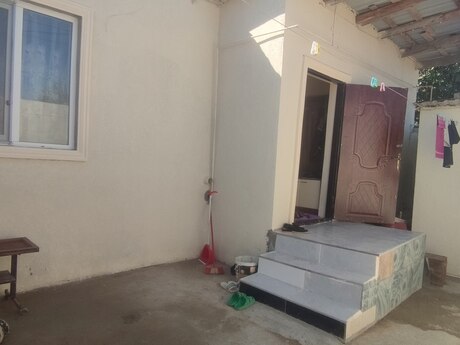 2 rooms · 200 m²