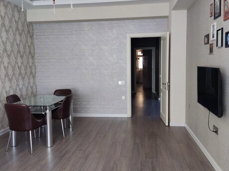 20 Yanvarda 2 otaqlı yeni tikili mənzil satılır, 102 m², 275 000 AZN, şəkil 2 / 9
