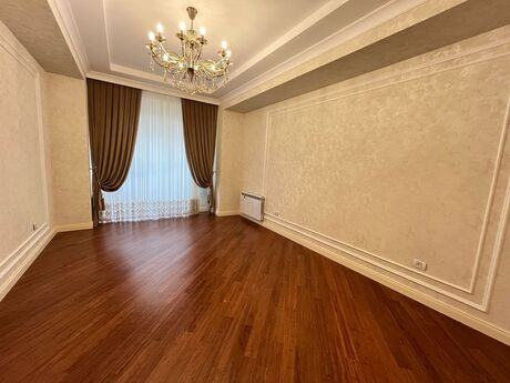 Продаётся 4-комнатная квартира в новостройке, 28 May, 150 м², 675 000 AZN, фото 2 / 12