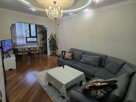 3 rooms · 80 m² · floor 3/10, Xalqlar Dostluğu