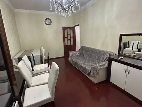 Qara Qarayevdə 3 otaqlı köhnə tikili mənzil kirayə verilir, 100 m², 660 AZN/ay, şəkil 2 / 10