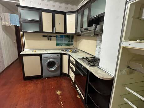 Qara Qarayevdə 3 otaqlı köhnə tikili mənzil kirayə verilir, 100 m², 660 AZN/ay, şəkil 4 / 10