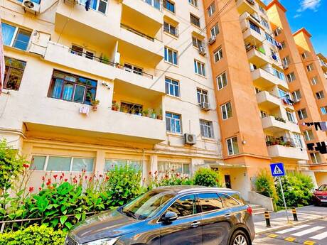 Объявление №6503620 - Баку, м. Кара Караев, 3-комн., 75 м², 6/9 этаж