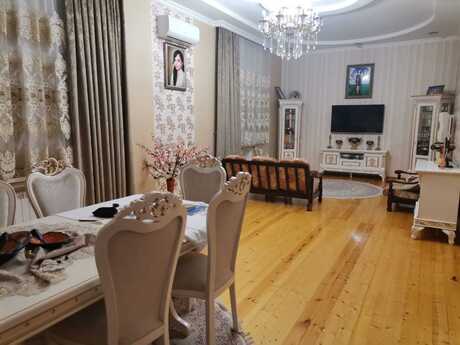 4 rooms · 190 m², Saray