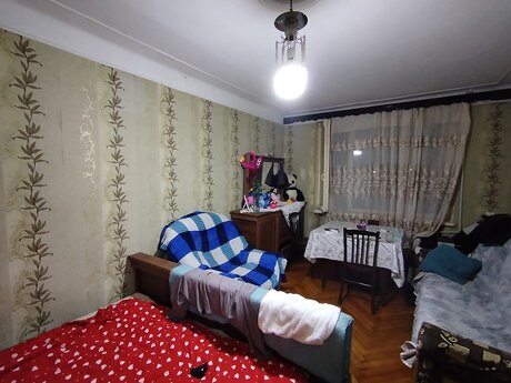 Neftçilərdə 1 otaqlı köhnə tikili mənzil satılır, 35 m², 109 000 AZN, şəkil 2 / 8
