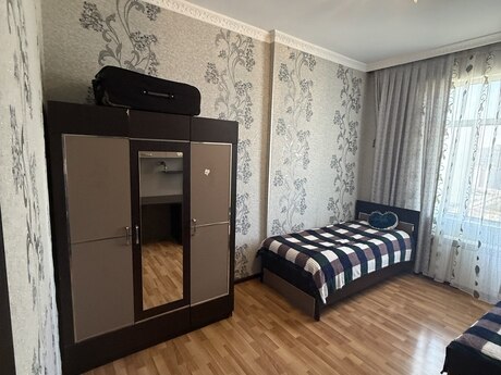 8 Noyabrda 3 otaqlı yeni tikili mənzil kirayə verilir, 105 m², 967 AZN/ay, şəkil 2 / 10