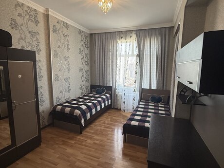 Elan №6534821 - Bakı, 8 Noyabr m., 3 otaqlı, 105 m², 17/18 mərtəbə