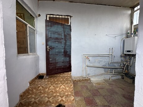 Продаётся 4-комнатный дом, Lökbatan, 110 м², 67 000 AZN, фото 2 / 12
