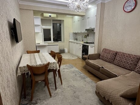 3 otaq · 75 m² · 3/18 mərtəbə, Binəqədi