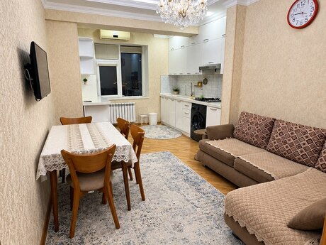 Объявление №6534874 - Баку, м. Ази Асланов, 2-комн., 50 м², 19/21 этаж