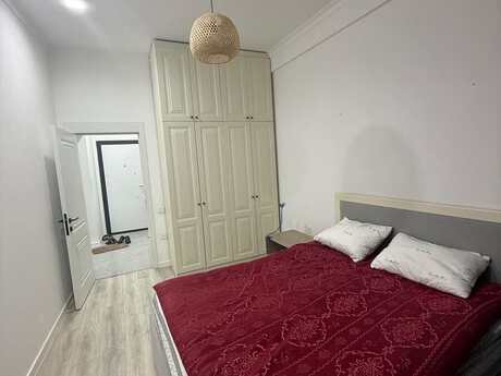 Avtovağzalda 2 otaqlı yeni tikili mənzil kirayə verilir, 80 m², 650 AZN/ay, şəkil 4 / 10