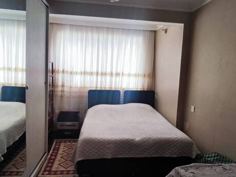 Yeni Günəşlidə 3 otaqlı köhnə tikili mənzil satılır, 72 m², 172 000 AZN, şəkil 3 / 12