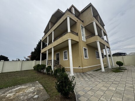 Novxanıda 6 otaqlı həyət evi satılır, 350 m², 395 000 AZN, şəkil 2 / 12