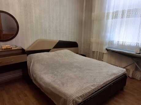 Nəriman Nərimanovda 3 otaqlı köhnə tikili mənzil kirayə verilir, 70 m², 699 AZN/ay, şəkil 3 / 9