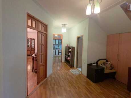 Sarayda 7 otaqlı həyət evi satılır, 240 m², 250 000 AZN, şəkil 5 / 12
