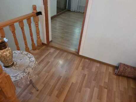 Sarayda 7 otaqlı həyət evi satılır, 240 m², 250 000 AZN, şəkil 2 / 12