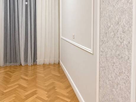 28 Mayda 2 otaqlı yeni tikili mənzil satılır, 60 m², 270 000 AZN, şəkil 2 / 5
