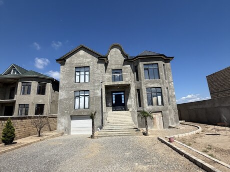 8 rooms · 224 m², Mehdiabad