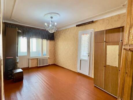 3-комн. · 80 m²