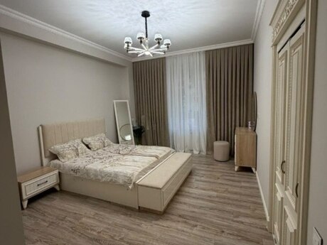 4-room new-build apartment for rent in Ağ şəhər, 163 m², 3 500 AZN/mo, photo 5 / 12