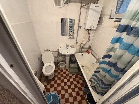 Şah İsmayıl Xətaidə 2 otaqlı köhnə tikili mənzil satılır, 48 m², 185 000 AZN, şəkil 4 / 12