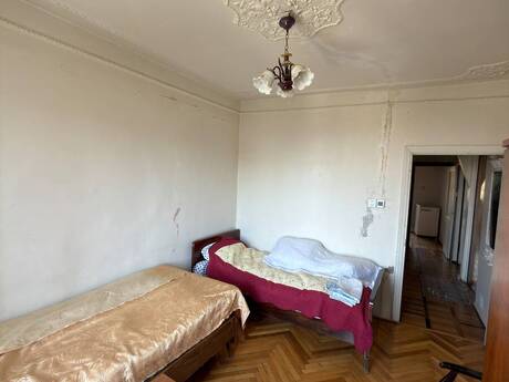 Əhmədlidə 2 otaqlı köhnə tikili mənzil satılır, 65 m², 145 000 AZN, şəkil 5 / 12