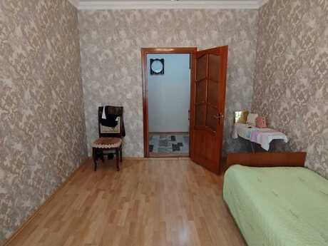 Продаётся 4-комнатная квартира в старом фонде, İnşaatçılar, 110 м², 229 900 AZN, фото 5 / 12