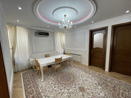 Əhmədlidə 6 otaqlı həyət evi satılır, 240 m², 230 000 AZN, şəkil 3 / 12