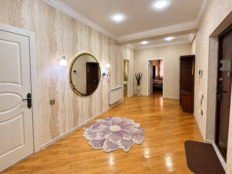 Сдаётся 3-комнатная квартира в новостройке, 8 Noyabr, 142 м², 1 000 AZN/мес, фото 2 / 12